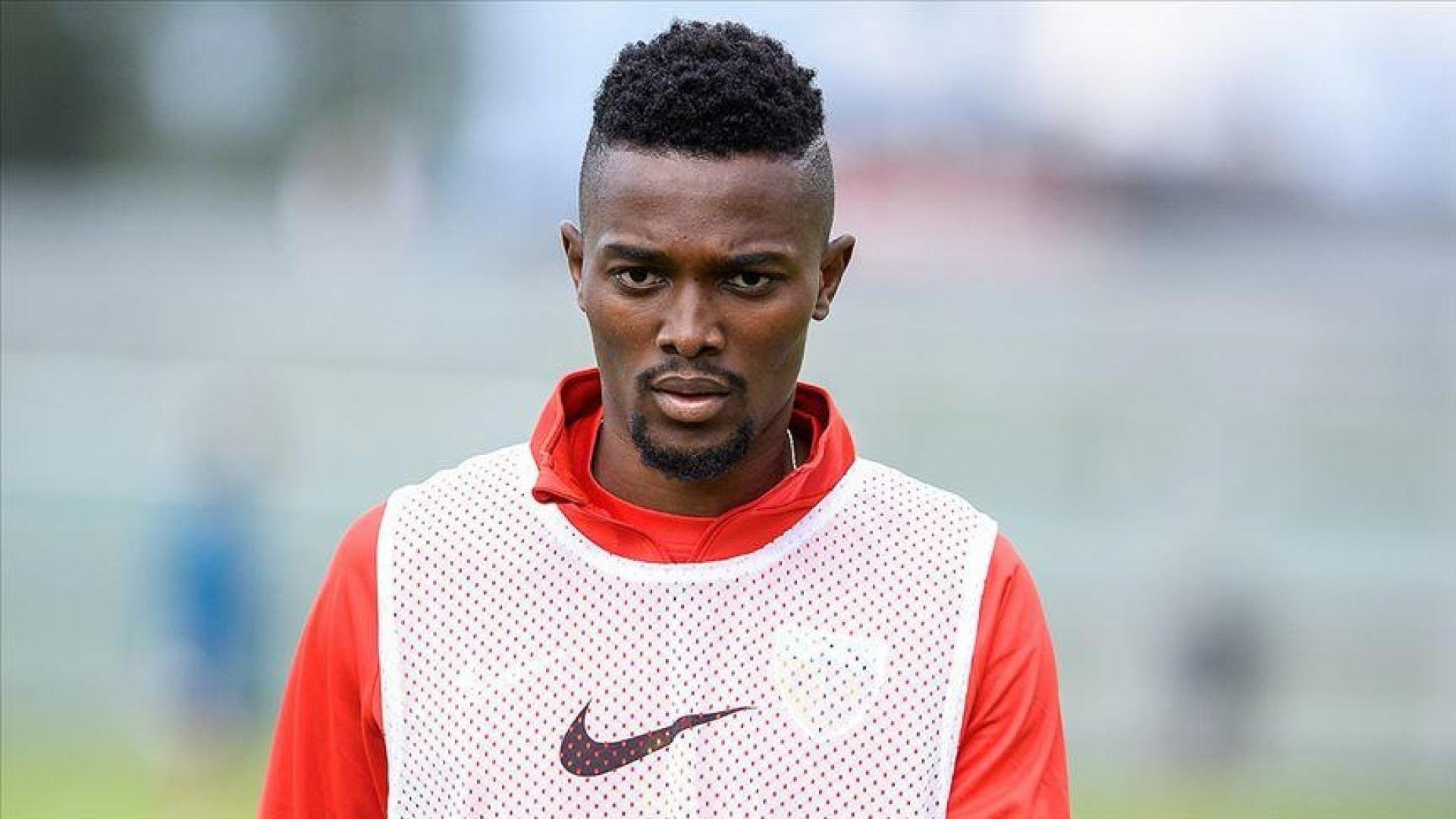 Beşiktaş'tan Mensah için flaş teklif!