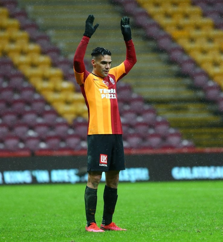 Falcao'nun bir golünün değeri dudak uçuklattı
