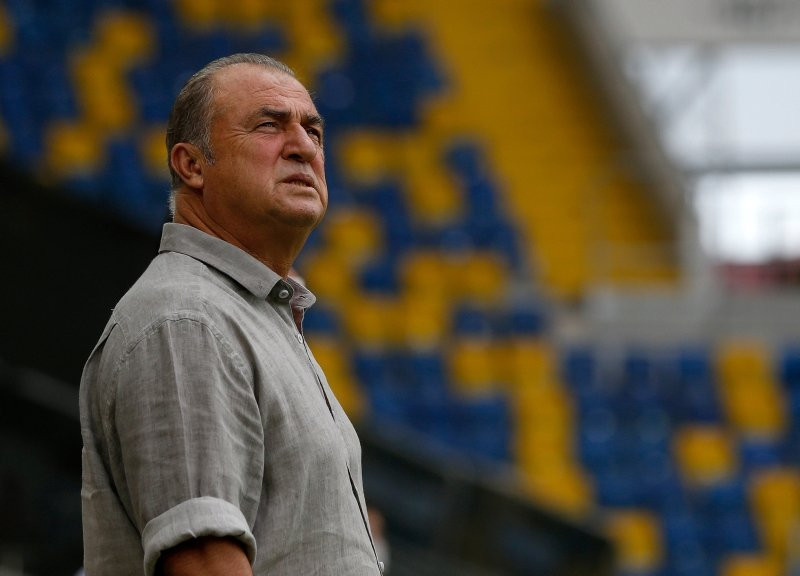 Fatih Terim'in tahtı sallanıyor