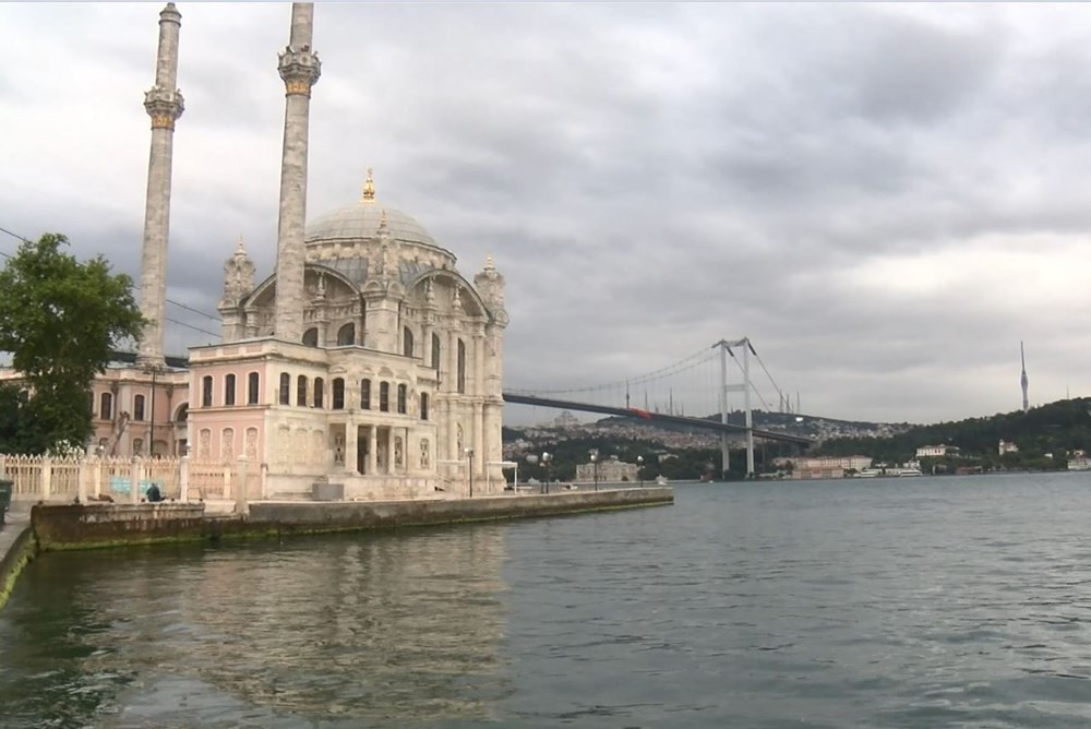 15 Temmuz Şehitler Köprüsü'ne dev Türk bayrağı - Resim: 4