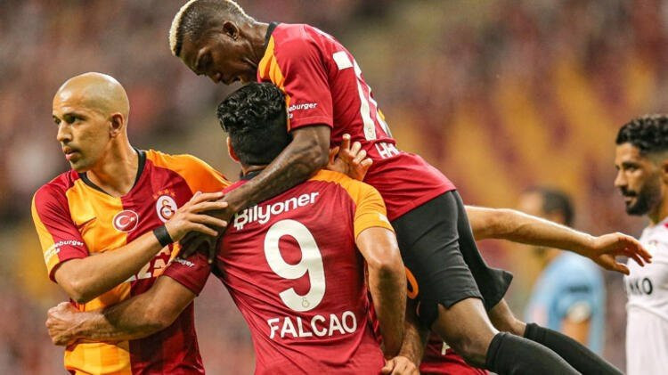 Galatasaray'da bir dönem sona eriyor