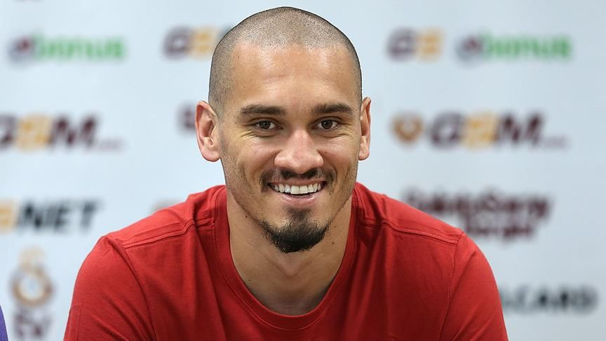 Galatasaray'a Maicon şoku!