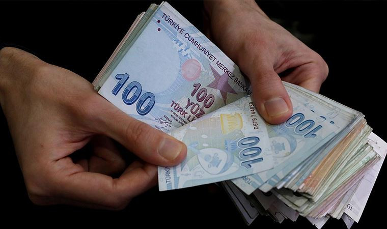 Ünlü ekonomist: ''İhtiyacınız yoksa bile kredi çekin''