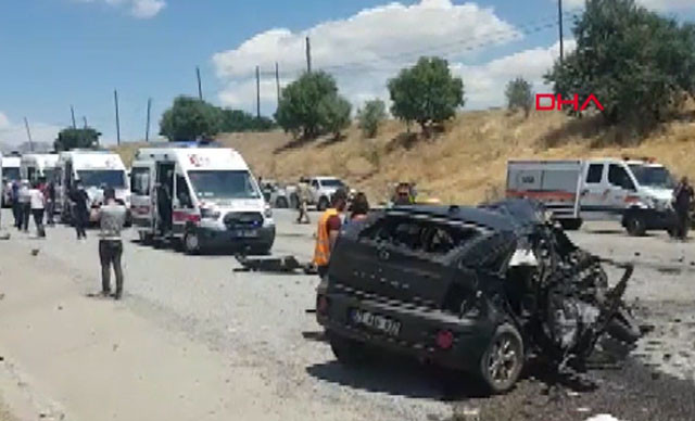 Tunceli'de feci kaza: Ölü ve yaralılar var