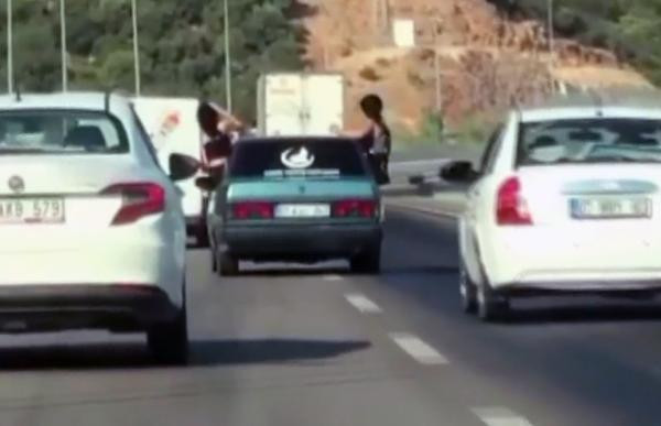 Antalya'da şoke eden görüntü! Canlarını hiçe saydılar - Resim: 3