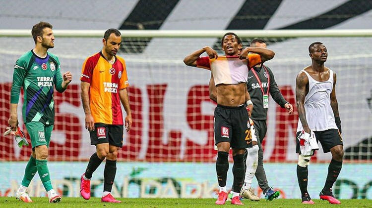 Fatih Terim'den beklenmedik karar