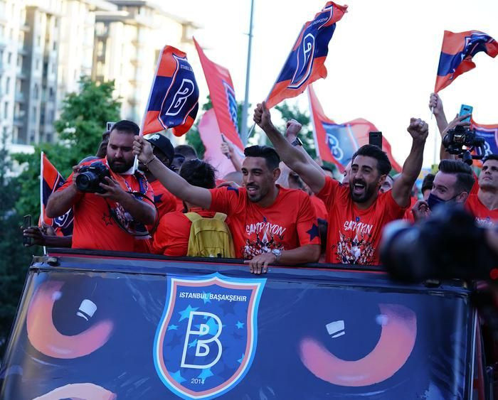 Başakşehir'de tarihi kutlama!