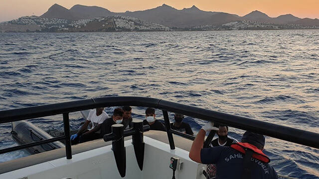 6 sığınmacı Türk Sahil Güvenlik tarafından kurtarıldı