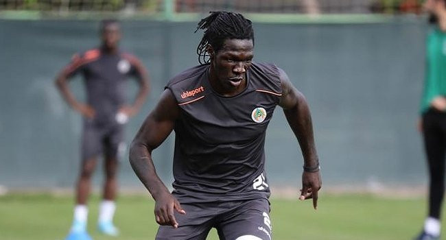 Beşiktaş ve Fenerbahçe'nin gündemindeki N'Sakala paylaştı