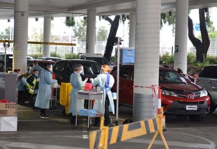 İkinci dalganın arkasından cinsel ilişki skandalı çıktı - Resim: 1