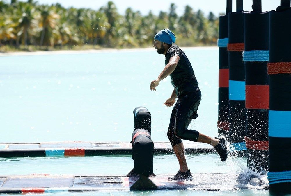 Survivor'da iki isim ilk defa ayrıldı