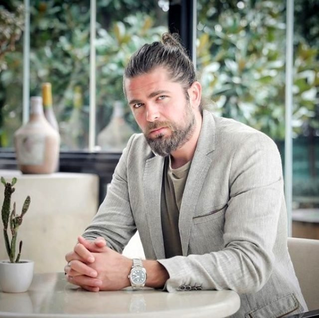Survivor Mert'in yeni arabasının fiyatı dudak uçuklattı