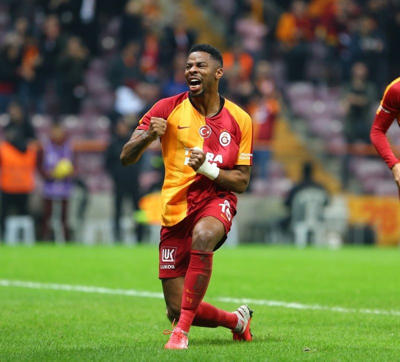 Galatasaray'da sürpriz ayrılık