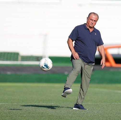 Galatasaray antrenmanında sürpriz!