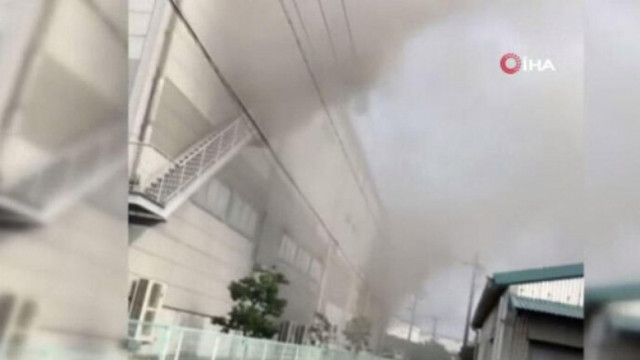Fabrikada yangın: 3 itfaiyeci ve 1 polis öldü