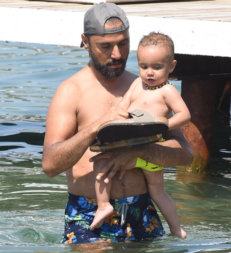 Alişan ve ailesi Bodrum'da tatilde görüntülendi