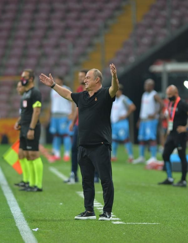 Fatih Terim: Taraftarlarımız bizi affetsin