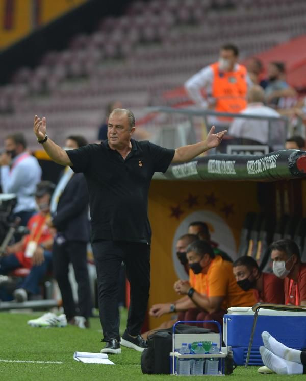 Fatih Terim: Taraftarlarımız bizi affetsin