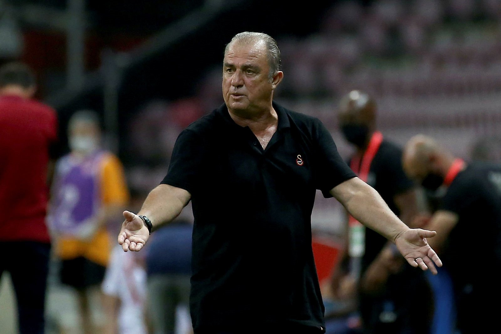 Galatasaray'da yer yerinden oynayacak