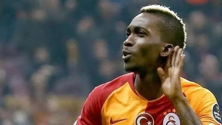 Emre Belözoğlu'na Arda Turan şoku