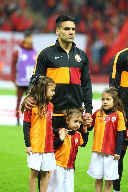 Falcao'nun Galatasaray'dan 1 dakikada kazandığı para