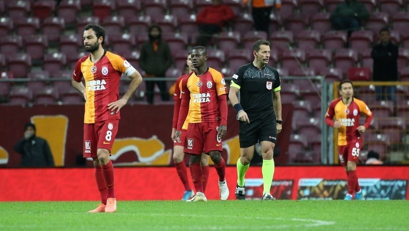 Galatasaray'a transferde kötü haber!