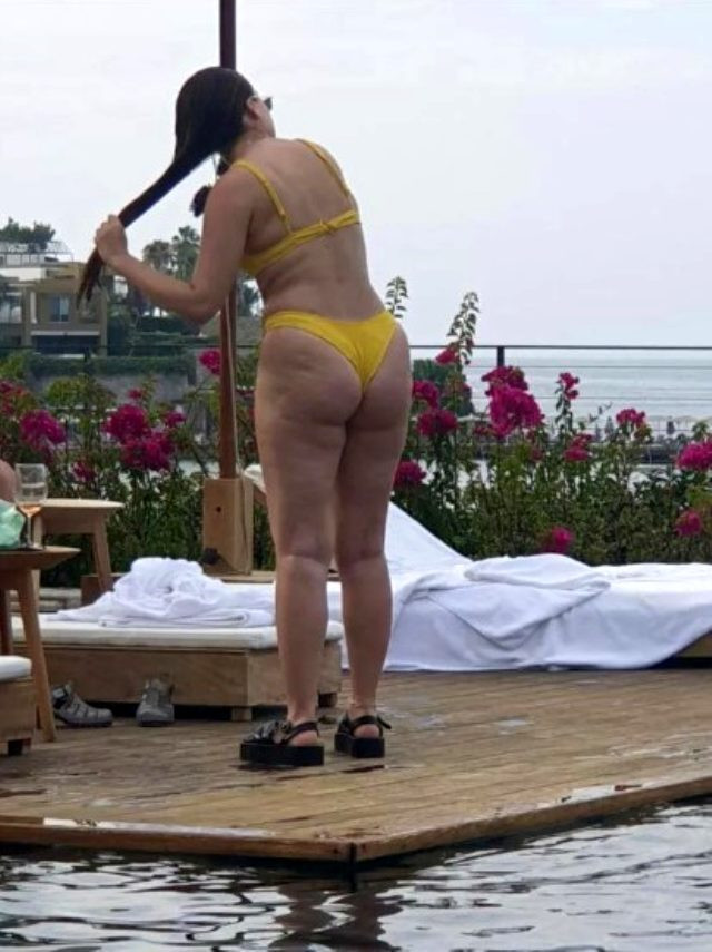 Duygu Özaslan'ın ''photoshop''suz fotoğrafları sosyal medyayı salladı