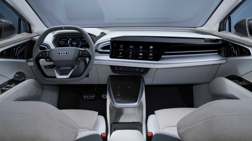 Audi'nin yeni elektrikli modeli Q4 Sportback e-tron görücüye çıktı