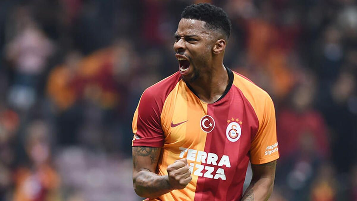 Ryan Donk'un sözleşmesi uzatılıyor