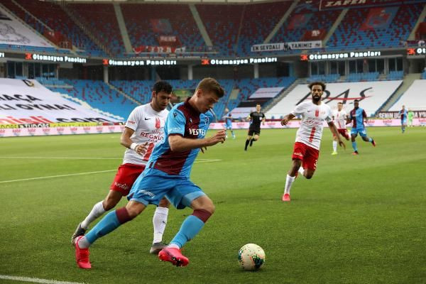 Trabzonspor'a şampiyonluk yolunda ağır darbe!