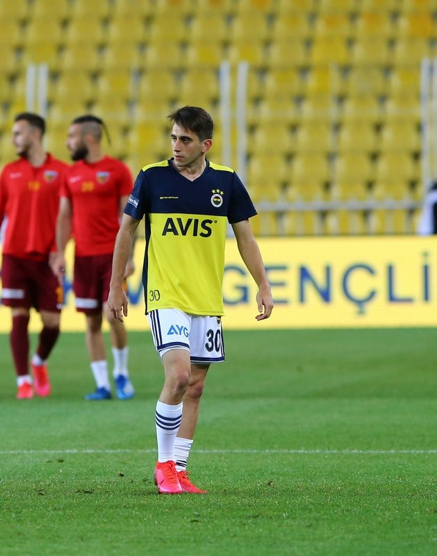 Fenerbahçe'de Ömer Faruk Beyaz çılğınlığı