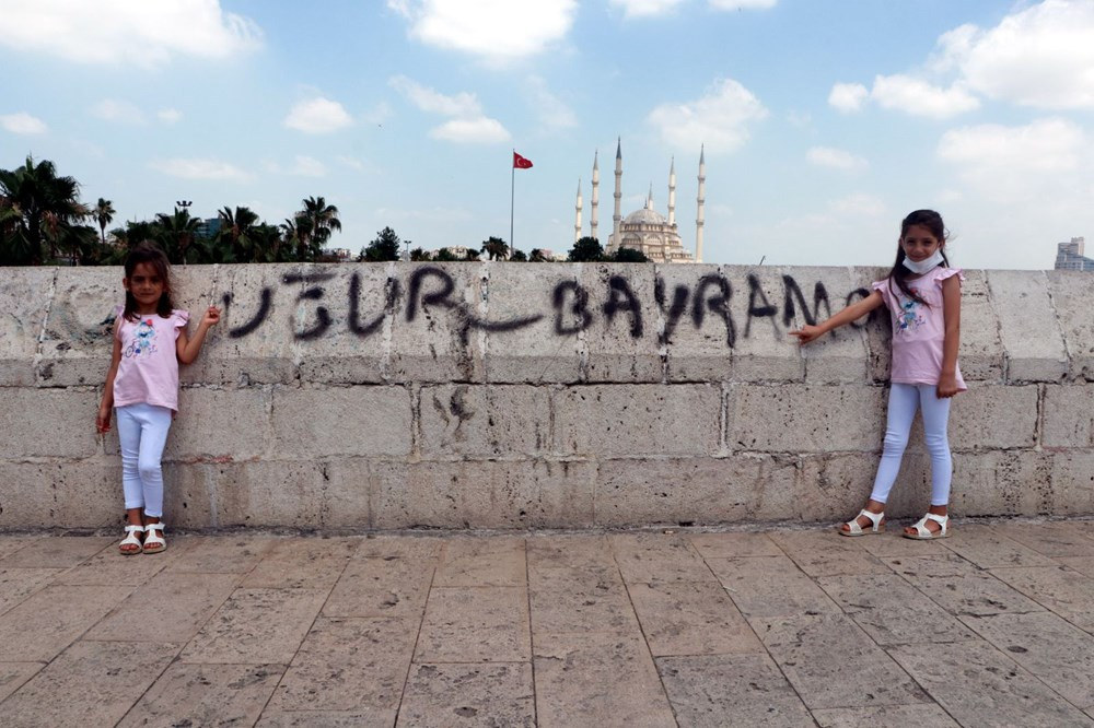 16 asırlık köprüde isyan ettiren görüntü