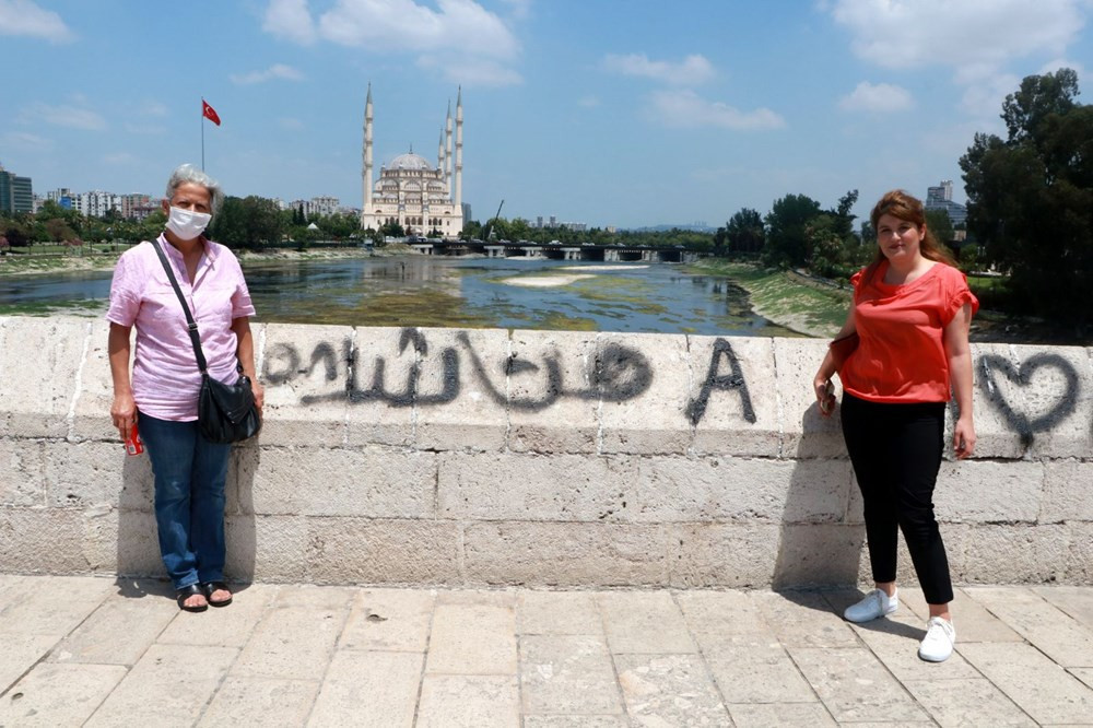 16 asırlık köprüde isyan ettiren görüntü