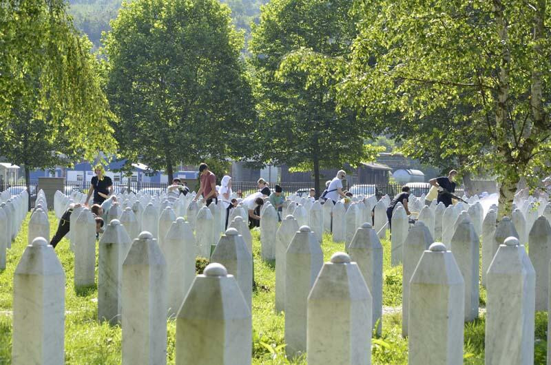 Srebrenitsa Katliamı mağduru yaşadıklarını anlattı: 9 ay ormanda yaşadık