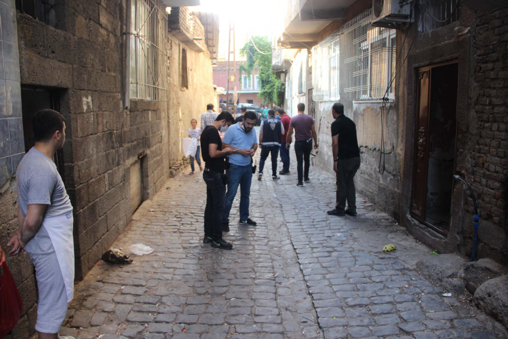 Diyarbakır'da maganda dehşeti! 5 yaşındaki Eflin hayatını kaybetti