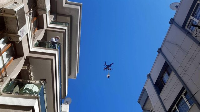 İzmir'de bir ilginç olay: Kurban etini drone'la dağıttı