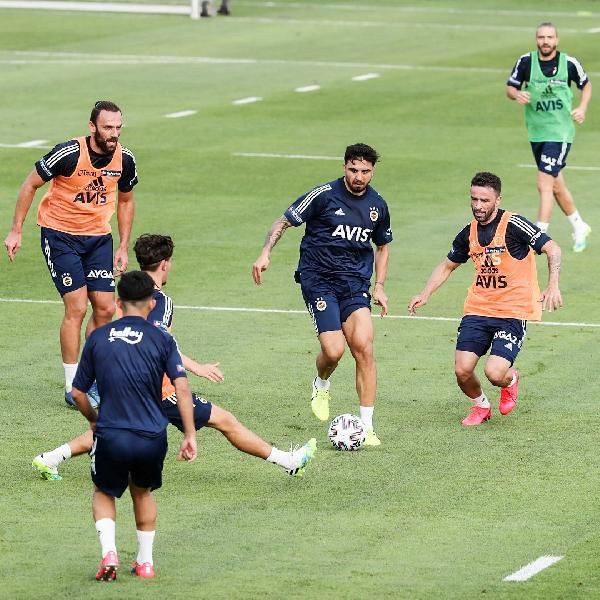 Fenerbahçe'de yeni sezon mesaisi