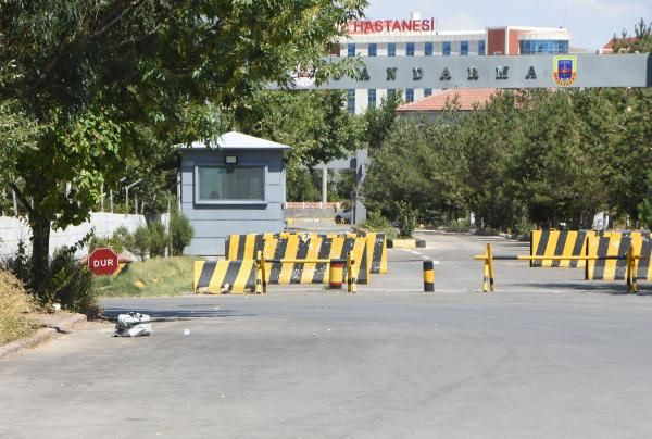 Unuttuğu çantasını geri almaya geldi, fünyeyle patlatıldığını gördü