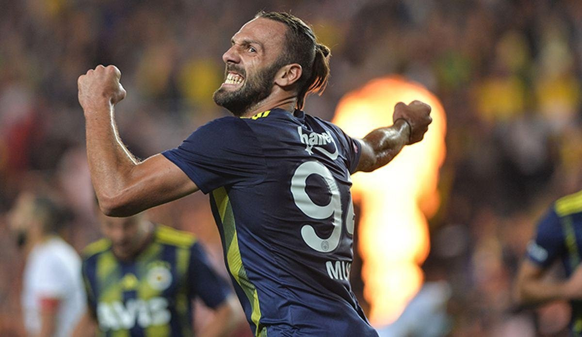 Fenerbahçe Muriqi'nin yerine Senegalli golcüyü alıyor!