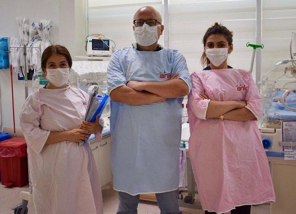 Yaşamaz denilen Buğlem bebek hayata tutundu
