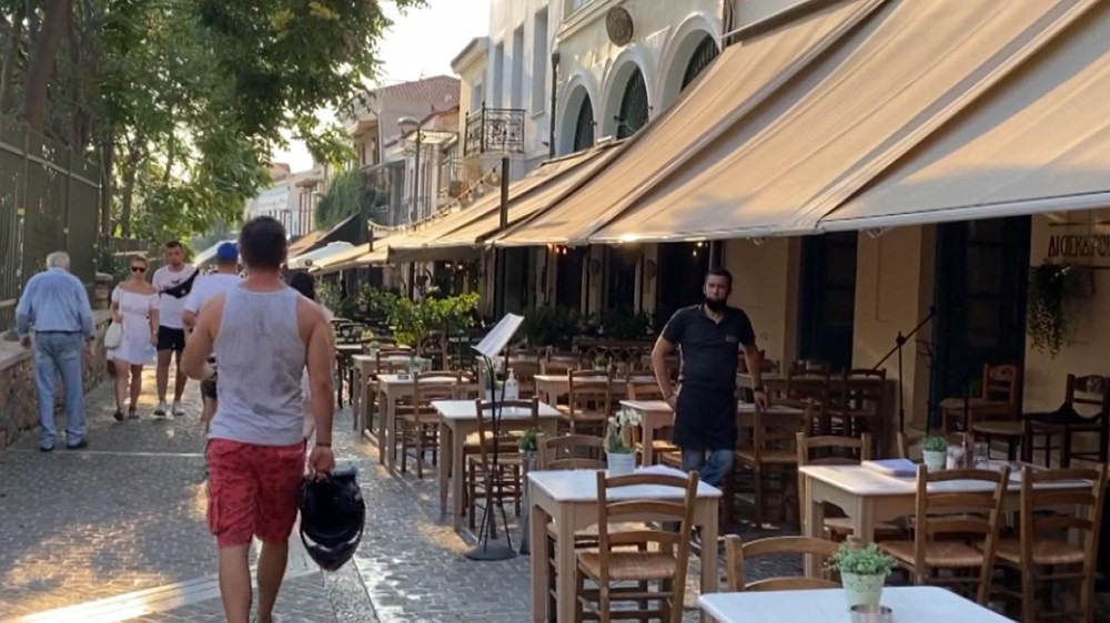 Yunan işletmeciler Türklerin yolunu gözlüyor: Çok nazik ve iyi harcıyorlar