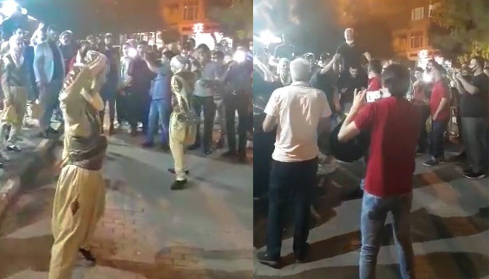 Maskesiz, sosyal mesafesiz, kılıç kalkanlı açılış
