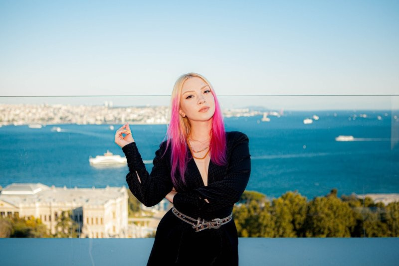 Ece Seçkin TikTok videosuyla rekor kırdı