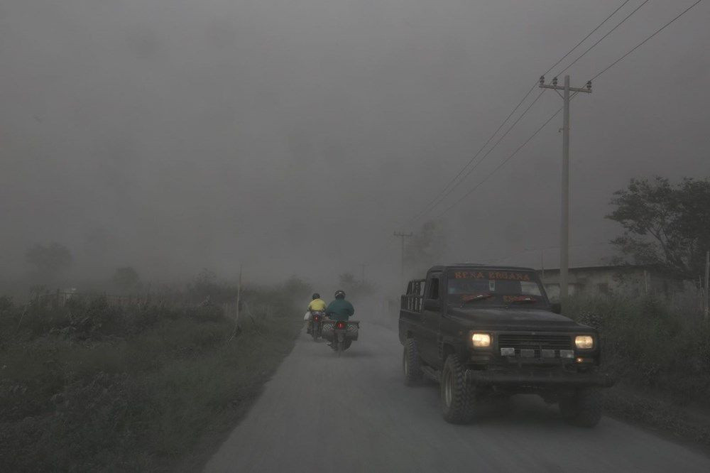 Endonezya'da Sinabung Yanardağı'nda hareketlilik