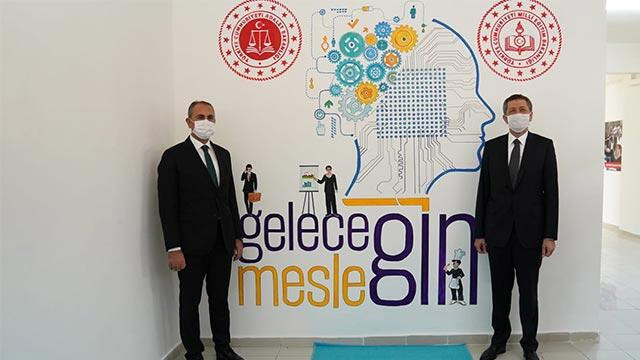 Bakan Selçuk: Bir ilki gerçekleştiriyoruz