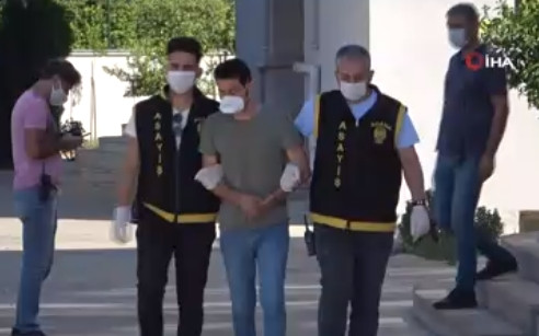 Polisim dedi, dolandırıp tehdit etti!