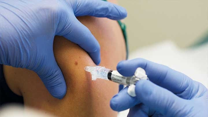 Bilim Kurulu Üyesi Metintaş'tan grip aşısı açıklaması