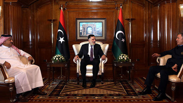 Bakan Akar, Libya Başbakanı ve Katar Savunma Bakanı ile görüştü