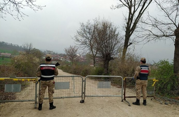 Malatya'da bir mahalle ve mezraya koronavirüs karantinası