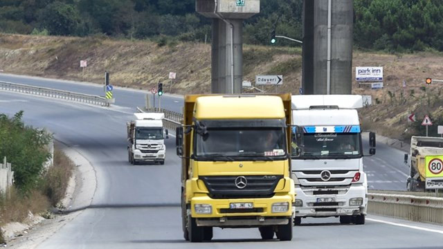 İstanbul'da hafriyat kamyonları tehlikesi! Sefer başı 10 TL alıyorlar